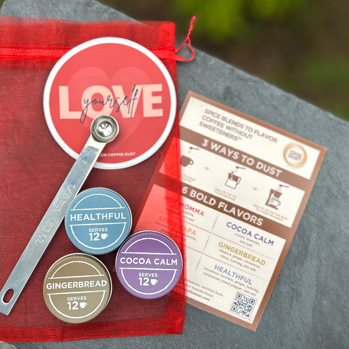 Love Brews Magic set - Healthful, Gingerbread, Cocoa Calm, spoon, sticker and card in a red mesh bag